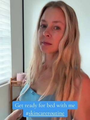 One tip I’ve learned: always use an upward motion on your face, neck and chest 💋 #skincare #skincareroutine #healing #m