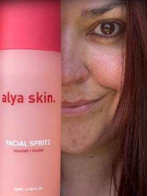 Hot weather? Tired skin? This is your instant refresh in a bottle 💦 The Alya Skin Facial Spritz has become a summer essential for me – it’s an Australian brand known for gentle yet effective skincare, and this mist is no exception. Packed with Centella Asiatica (calming hydration) and Black Wattle Extract to nourish and soothe the skin, it gives my face a soft boost without feeling sticky or heavy. 💦 Lightweight & hydrating 🌱 Calms and soothes redness ✨ Adds a natural, dewy glow 💄 Perfect under or over makeup 🐰 Vegan & cruelty-free I use it after cleansing, before moisturiser, or anytime my skin feels a bit dull or tight. And can we talk about the packaging? It’s too cute 🩷 Tried a facial mist that actually does something? This one does 💦 @Alya Skin #ad #gifted #AlyaSkin #FacialSpritz #SummerSkinCare #HydratingMist #CentellaAsiatica #VeganSkincare #CrueltyFreeSkincare #GlowingSkinTips #DewyGlow #SkinRefresh #CleanBeautyFaves #SkincareThatWorks #Glow_with_Ania #SkincareLover #SimpleSkincareRoutine #AustralianSkincare