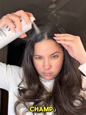 La mejor opción para esos días donde no nos da tiempo a lavarnos el cabello y tenemos q salir corriendo pero siempre regias 🤭 COLOR WOW Insta-Wow Advanced Dry Shampoo #fyp #colorwow #hairtips #parati #tiktokshop