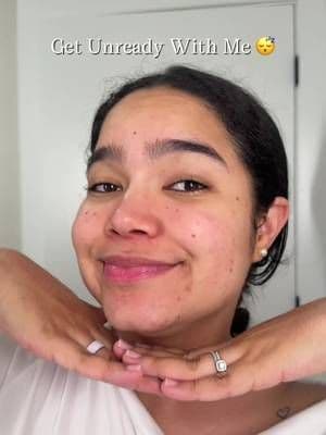 Luego me pongo a editar algún video de los tantos que tengo pendientes y a dormir 😂😴. Thank you @Olay Skin Care for this serum 🫶🏻. #giftedbyolay #olay #creadoradecontenido #creatorsearchinsights #skincareskins