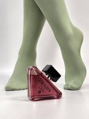 A little Prada Beauty moment β¨ Sweet, soft, and impossible to resist. π @pradabeauty @sephora #PradaBeautyPartner #Prad