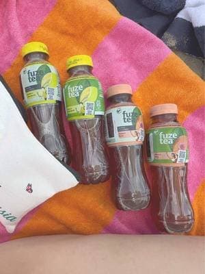 Si scalda tutto e io mi idrato con @FUZETEA๐ โ๏ธ#PausaConFuzeTea #MadeOfFusion #FuzeTea #GiftedByFuzeTea @trnd_italia