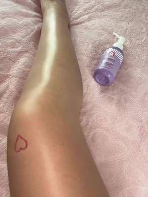 @First Aid Beauty really did it with this one✨ my legs have never been so smooth & silky, RUN dont walk😍#firstaidbeauty