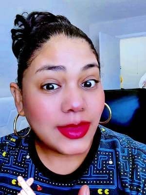 Me llegó un paquete de @Avon Insider #beauty #avon #blakebeautycare #tiktokshopblackfridaysale #skincare