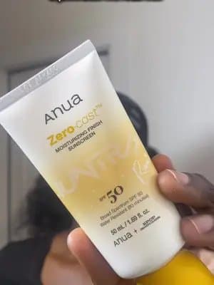 this video has no cuts and you can see how seamless it melts into my skin ๐โค๏ธ @anua_global you did your big one on this sunscreen๐โค๏ธ @Ulta Beauty @Amazon #amazonsale #springsale #amazonfinds #anua #sunscreen