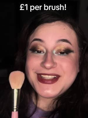 You can get 20 @PLOUISE brushes for just £20! #plouise #tiktokmademebuyit #makeupbrushes #brushes #makeup
