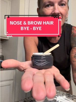 This on the go mini waxing kit from @Tress Wellness is the perfect size! #ad #tresswellness #browwaxing #nosehair #waxingkit