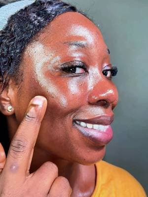 The best set for hyperpigmentation and hydration problems, yellow cart for yours #tiktokmademebuyit #drmelaxin #medicube #firmskin #brighterskin