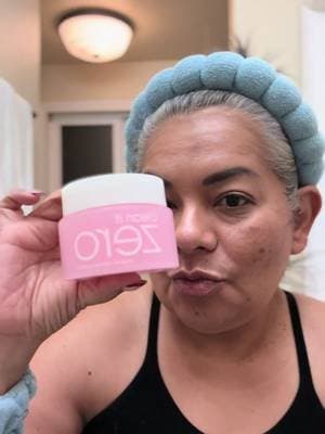 #ad Say goodbye to the day's makeup and impurities with @Banila Co USA Clean It Zero Cleansing Balm—perfect for mature skin! This gentle yet effective balm effortlessly melts away dirt while keeping skin soft, hydrated, and radiant. Ideal for combination and oily skin, it's the first step to smooth, youthful-looking skin. #CleanItZero #MatureSkinCare #GlowingSkinOver40 #NighttimeRoutine #SkincareForMatureSkin #YouthfulGlow #AgelessBeauty