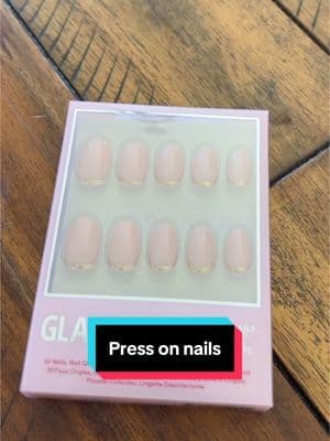 Don’t have time to go to the nail salon? 💅 you can get fabulous nails in 60 seconds! #glamnetic #pressonnails #tiktokshop