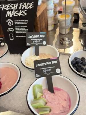 #AD Let go to LUSH besties DIML as a friend of LUSH! 🫧 @LUSH #friendsoflush #LUSH #lushcosmetics