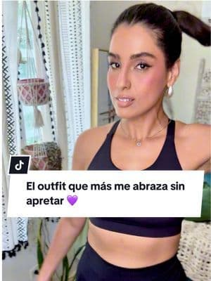 Amigaaaa… este legging abraza sin apretar 😍 Y el bra… es como un top de poder 💪🏽 Caminé todo el día con este outfit y me sentí cómoda, segura y sin cameltoe drama 🫣 Este set fue diseñado pa’ moverte con flow. Disponible en longitudes para todas yo mido 5’11” y uso el largo 34” 👖✨ 📢 Este video contiene enlaces afiliados y recomendaciones basadas en mi experiencia personal. Algunas comisiones pueden generarse si compras a través de los links proporcionados. Gracias por apoyar mi contenido 💜 #Popflex #WideLegging #AmbitionBra #OutfitCómodo #TikTokShop #FitnessFashion #TallGirlFit #Supersculpt #RopaActiva #ModaConPropósito #OutfitParaCaminar #TirzepatideJourney #GLP1Outfit #ShekyMorenaStyle #gymoutfit #ropadeejercicio