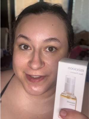 If you want Glass skin, @mixsoon.uk has a duo for that! #skincare #glassskin #koreanskincare #mixsoon #tiktokmademebuyit