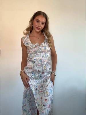 A moment for the dress @New Look Online #ad #newlook #dress #summerdress #fy