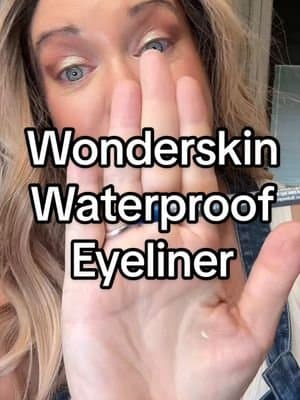 Obsessed doesnt even begin to cover it 😂 ⬆️ Check the price 🤯 Tap the orange cart #eyeliner #makeup ##waterproofmakeup #tiktokshopcreatorpicks #falldealsforyou @Wonderskin