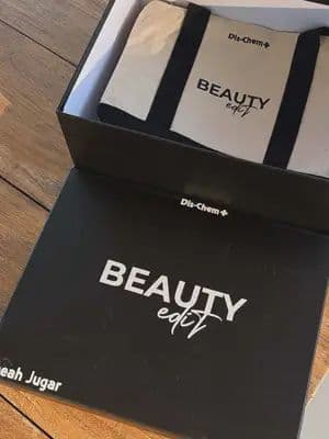 POV: one box, entire routine sorted🥰💅 Skincare, makeup, and fragrance all done outside, zero extra products needed. The Beauty Edit is live at Dis-Chem until 13 September 💋❤️🔥 @dischem_pharmacies @dischembeauty #TheBeautyEdit #GlamCrew #ad