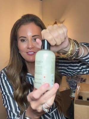 Gift idea 🎄Give all 8 of these delicious smelling #philosophy holiday shower gels or gift to multiple people 🎁 #tiktokshopblackfriday #toktokshopcybermonday2024 #tiktokshopholidayhaul #qvc