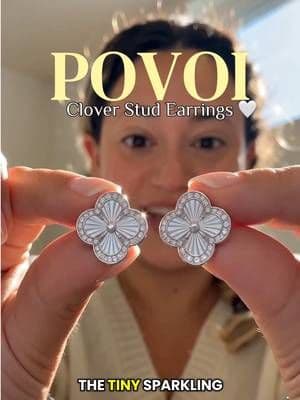 Waittt why are these even prettier on?! 😍✨ I unboxed these @PAVOI stud earrings and the sparkle is SO good. They’re the