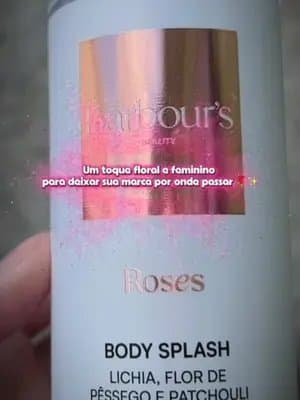 O Body Splash Roses da Barbour's entrega tudo! @Barbour's Beauty ✨ #bodysplash #perfume #barboursbeauty #tiktokshop #carolinaherrera