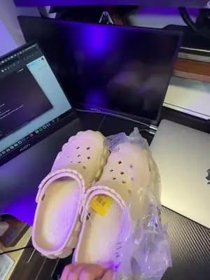 Chanclas de TikTok shop! #Crocs #Yezzy #creatorsearchinsight #DealsKike #TiktokshopRegresoAClases #shoptoker