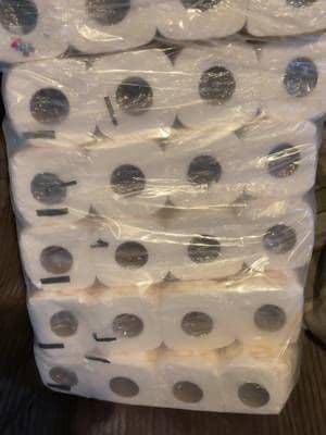 Please excuse my voice I am a little poorly! Tried to wait it out but it’s not budging 🤦🏻♀️😂 72 toilet rolls for £24 an absolute bargain… get yours below ☝🏻 #tiktokshop #fyp #toiletroll #bargain #fresh