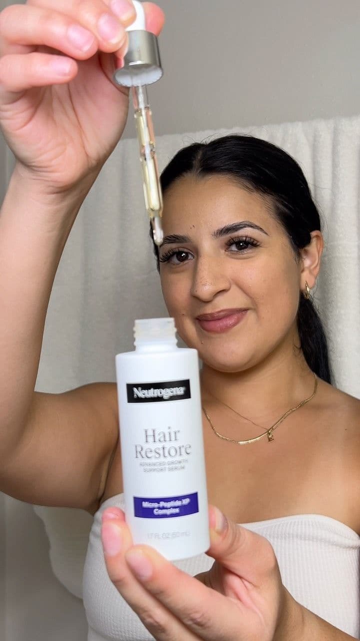 #AD As marathon training ramps up, so do the sweaty runs, ponytails, and wash days. 🏃♀️💛 My hair goes through a lot,
