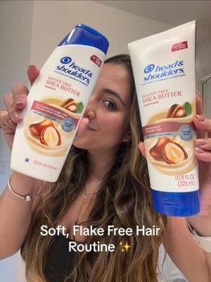 Soft, hydrate, flake free hair every wash! This shea butter shampoo + conditioner duo keeps it smooth, fresh, and manage