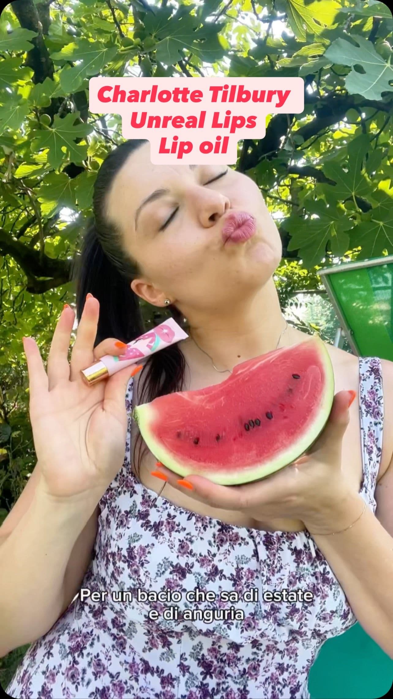 L’estate profuma di anguria, e @charlottetilbury l’ha messa in un lip oil 🍉
Mi piace perché è leggero, non appiccica, e