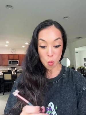 Oh my gosh, my freaking face is so excited right now. You guys have no idea how much I love Mac and I’m so excited that they’re here on TikTok shop now and especially with those deals going!!! Woo hooo!! This glow play cushiony blushes have the prettiest colors!! #macmakeup #glowplayblush #glowplay #blushplease #blushtrend #tiktokshopcreatorpicks #ttsbeautybesties
