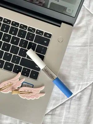 my little lash care ritual lately 👀🤍 just adding one more step to my everyday routine and giving my lashes a little extra love ✨ use code SEAPURI07 for 15% off @Seapuri US #seapuri #lashserum #eyelashgrowth #lashtok #longerlashes