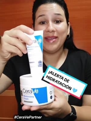 ¡Alerta de hidratación! 💙 Me llegaron estas joyitas de CeraVe y mi piel no podría estar más agradecida. En este video les muestro de cerca las texturas y cómo se siente esa hidratación profunda desde el primer contacto. Se nota que están hechas para restaurar la barrera de la piel. ¡Me encantan! ✨ @CeraVe #CeraVePartner #LOrealistar #GiftedByCeraVeMLAD #skincaretips #rutinadepiel #beautyinfluencer #UGC #creadoradecontenido #pielsana #dailyroutine #skincarereview #beautyhacks #texturas #hydrationstation