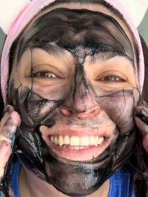 🐌 Snailtastic mask and cleanser 🖤 Me: I’ll just do a quick cleanse. Also me: stretching black jelly across my face like I’m starring in a skincare horror movie. But plot twist? This gooey, slimy wonder from coxir is actually a glow-up in a tube. It’s a cleanser and a mask – two for one! ✨ TXA Mucin Pore Mask Cleanser = • Bye blackheads • Bye pores • Bye dull skin • Hello hydrated, bouncy face smoother than my excuses for skipping skincare. It looks wild. It feels luxe. And it works. It’s one of the best cleansers for blackheads and shrinks pores fast. If your nose is a blackhead magnet – this one’s for you. Trust the slime. Grab it on YesStyle and use my code SAFJB5OF to save a little too. @coxir #coxir #theskinhouse #kbeauty #skincarehumour #koreanskincare #Glow_with_Ania #porecleanup #CXTSH_PP #funskincare #acnetips #clearskinjourney #bestcleanserforblackheads #ad #gifted #yesstyle