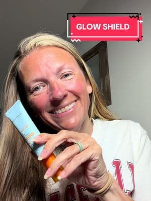 Looks like skincare and protects like a shield! @MISTINE TH OFFICIAL #tiktokshopmemorialday #tiktokshopstockup #mistine #spf50#sunscreen