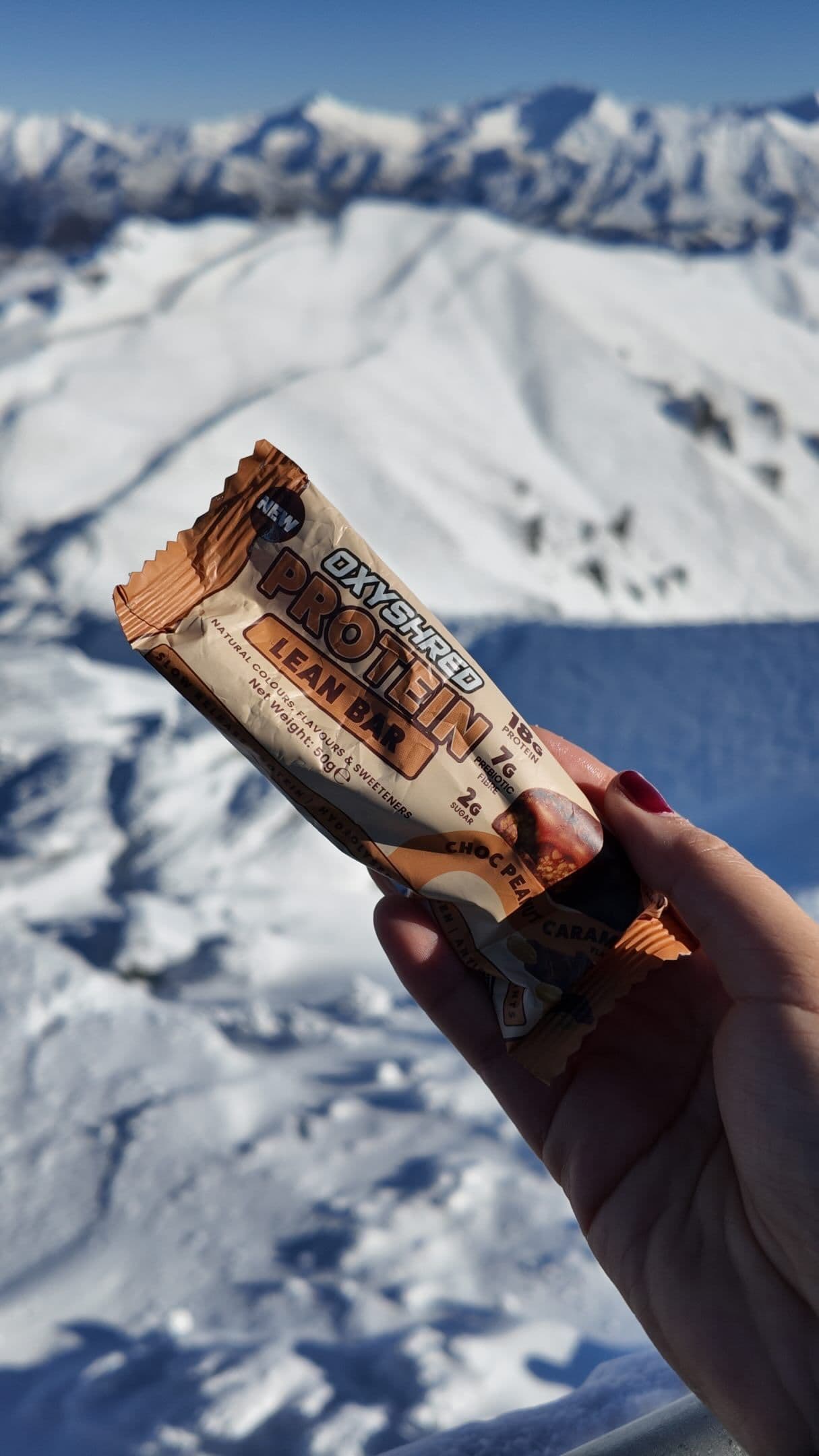 took a @oxyshred Protein Lean Bar up the maunga and it did not disappoint 🏔️🤍
high protein, low sugar, and it actuall