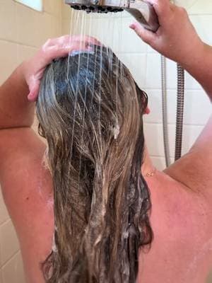 Blonde hair has definitely put my strands through a lot, but this routine has been a game changer. ✨💛 Healthy, shiny hair without the salon price? Yes, please! @Suave.US #suave #suavepartner #ad #ugccontentcreator #haircare