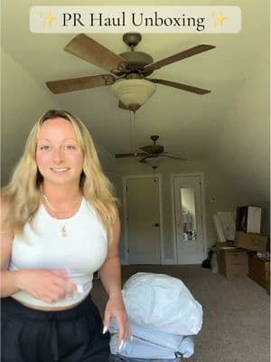 Unbox PR from this week with me @MAËLYS @L’Oréal Paris @PLOUISE @glowmode shop @SHEIN @cupshe_official @The Loomia @Alani Nutrition #alanipartner #unboxing #pr #prunboxing #haul