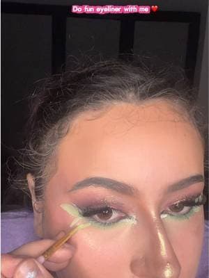 Using the @PLOUISE water activated eyeliner #beautycrush #fyp #trending #tiktokmademebuyit #dealdrops
