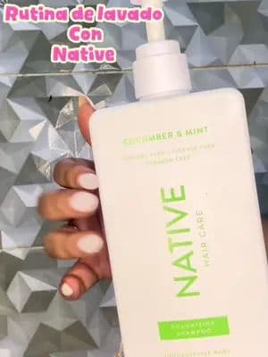✨Me gustó mucho el resultado tan limpio que dejó en mi cabello! La deja manejable y con olor increíble y lo mejor de tod