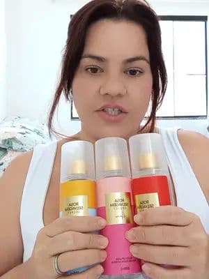Por esse preço, você espera pouco… Mas esse Trio de Bodysplash Rosa Selvagem entrega TUDO 😍🌹 Cheiro marcante, feminino e elegante. Sem exagero: vale facilmente um bodysplash caro ✨ Se você ama andar cheirosa gastando pouco, esse trio é pra você 💖 #bodysplash #perfume #tiktokshop