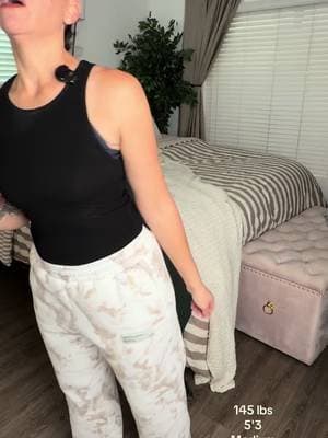 POV: you finally found sweatpants that are oversized, cozy AND actually look cute ๐ฎโ๐จ๐ค The Comfrt oversized sweats are giving all-day comfort without looking sloppy. #Comfrt #TikTokShop #CozyFit #OversizedSweats @Comfrt