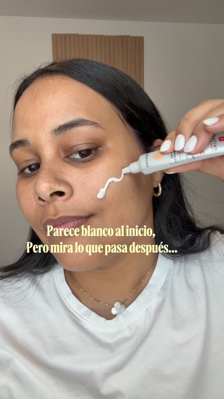 Amo este producto. Es uno de mis favoritos desde hace tiempo, perfecto para las que no queremos usar mucho maquillaje.
@