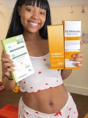 Must check out down below!! #drmelaxin #unboxing #skincare #tiktokmademebuyit #baezy