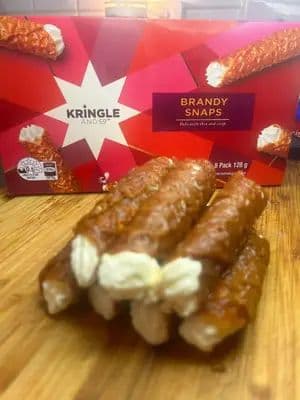 Aldi has an incredible range of christmas products at affordable prices, watch as i whip up some brandy snaps for my sweets platter. #ad #ALDIPartner @ALDI Australia #ALDItok #ALDI #christmasfood #ALDIChristmasSavings