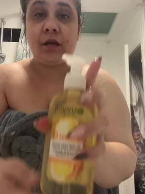 Testing the starting point of my new @Garnier UK Vitamin C routine before fully opening my PR package 🍋 I started with the face wash and then tried the serum and my skin already feels so soft. The smell is amazing too… really fresh and citrusy. So far I’m loving it and I can definitely see this becoming part of my nightly routine. This was just my first little test though… more updates coming soon 👀#skin #AD #sorbetcomp