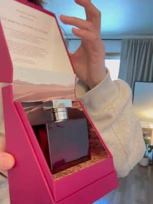 I am super excited to share my new perfume, she’s absolutely beautiful! Meet @RLFragrances their newest fragrance “Romance Eau de Parfum Intense” “An exquisite blend of sandalwoody and floral notes, unveiling a scent that mirrors your vibrancy and daring spirit.” I truly adore the woody scent with a hint of wild rose – it’s a delightful fragrance that captures the essence of romance and adventure. It’s the kind of scent that makes you want to smell it more. Happy early Valentine’s Day! 💓🫶Thank you @RalphLaurenFragrances 🔗Shop my instagram post: https://liketk.it/4vvCC #RalphLaurenRomance #RalphLauren #Luxury #scentoftheday #giftedbyralphlaurenfragrances #BeautyAddict #BeautyTalk #giftforher #giftideas #perfume #perfumeaddict #frangrance #liketkit #LTKGiftGuide #ltkmostloved #LTKFind @LTK