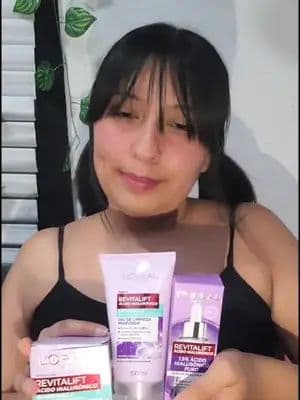 un shot por cada "me encanta/o " que haya dicho. #ByePielGrasaFM #TomaElControlDeTuPiel #Publicidad #LorealParisSkincare @For_Me @L’Oréal Paris