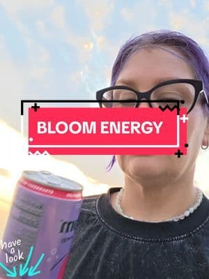 Beach days just aren't complete without my Bloom. 🌊☀️ It's the first thing I throw in my beach bag, and if I forgot it... I'd be turning around. 😂💜 #BloomPartner #BloomEnergy #TikTokShopFinds #BeachEssentials #CleanEnergy