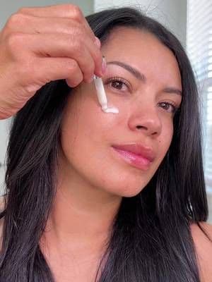 @Clinique Piel hidratada, jugosita y con GLOW ✨💧 Este dúo de Clinique se convirtió en una combinación perfecta para darle a mi piel ese boost de hidratación y luminosidad que amo. 🤍 Y lo mejor… este dúo junto es exclusivo de TikTok Shop 👀🛒 Lo encuentras en mi carrito naranja. #C#CliniqueM#MoistureSurgeC#CliniqueMoistureSurgeT#TikTokShopSkincare