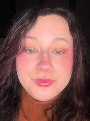 Have you tried the @Wonderskin 💋 PHlush blush and lip stick? This is an absolutely amazing product that i was worried would just be a gimmick however now it has just become my favourite blush! #wonderskin #phlush #tiktokmademebuyit #dealdrops #makeup