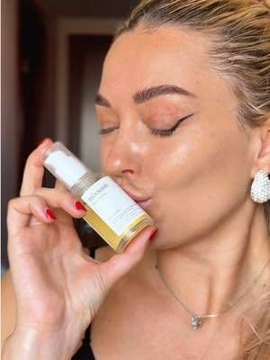 The ultimate secret to glass skin ✨ Adding this bean essence to my routine was the best choice🎀 @mixsoon #mixsoon #bea